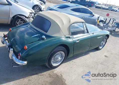 1967 Austin Mini1.3I из США, поврежденный, VIN HBJ8L39676